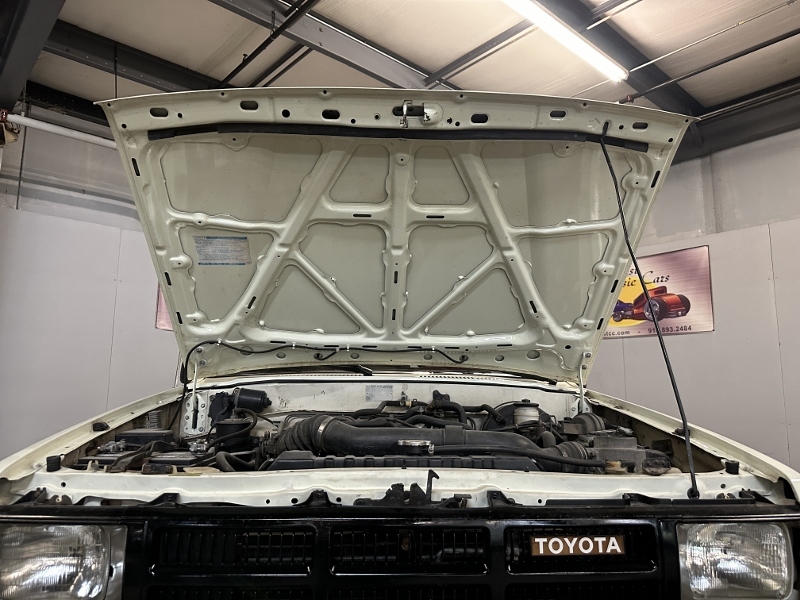 1987 Toyota 4 Runner 38